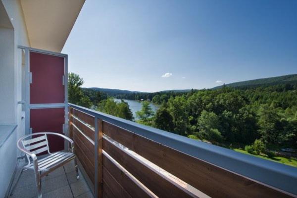 Hotel Kraskov Active Resort Tremosnice Экстерьер фото